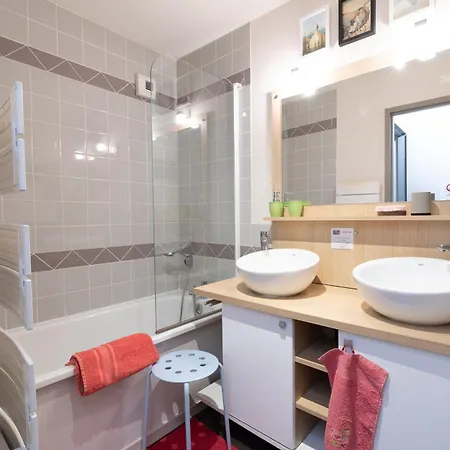 Bois De Marie Sers (Hautes-Pyrenees)